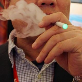 What is vaping and how do e-cigs work