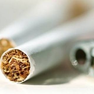 Non-nicotine e-cigarette reduces need to smoke