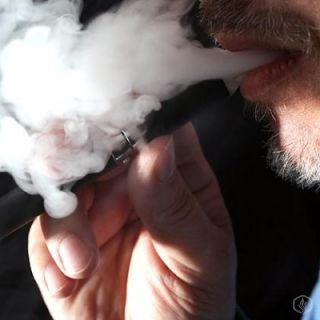 E-cigarettes fans upset about possible regulations