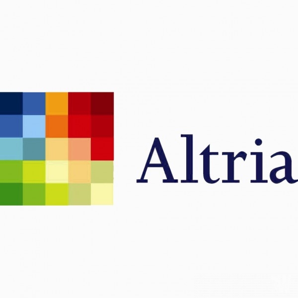 Analog Cigarette maker Altria ready to expand e-cigarettes