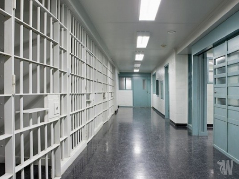 Some prisons to sell ecigarettes to inmates Crazy Vape Jail jobs